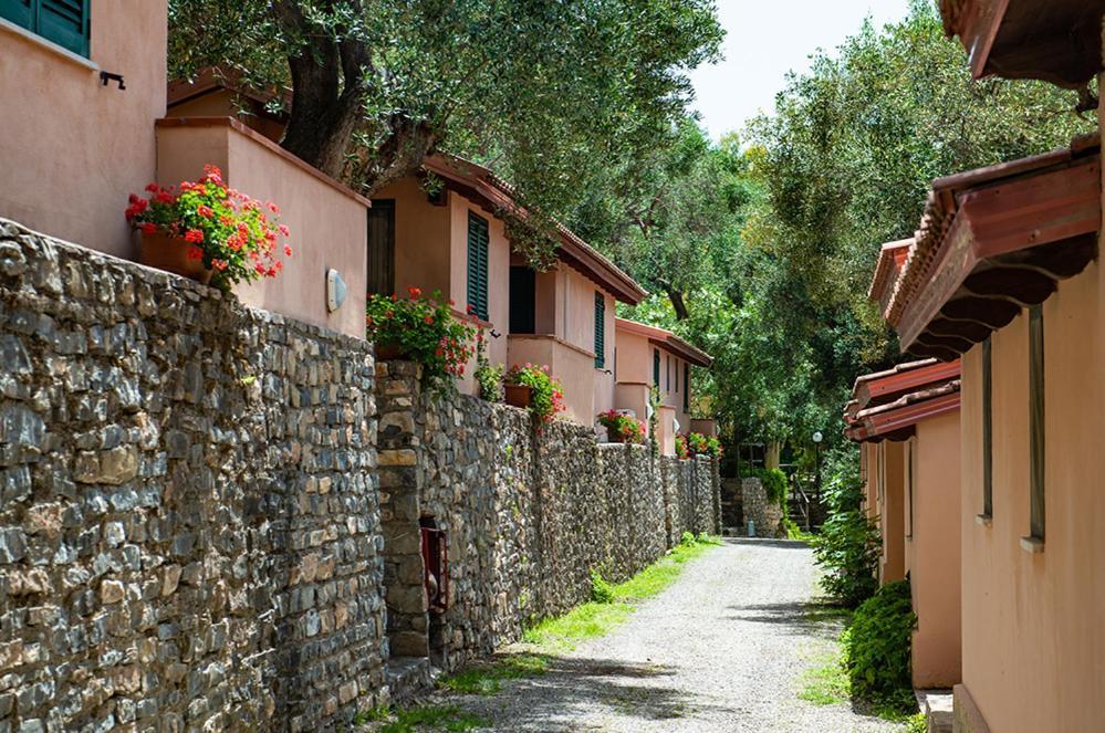 Lido Paradiso Resort Pisciotta Exterior photo