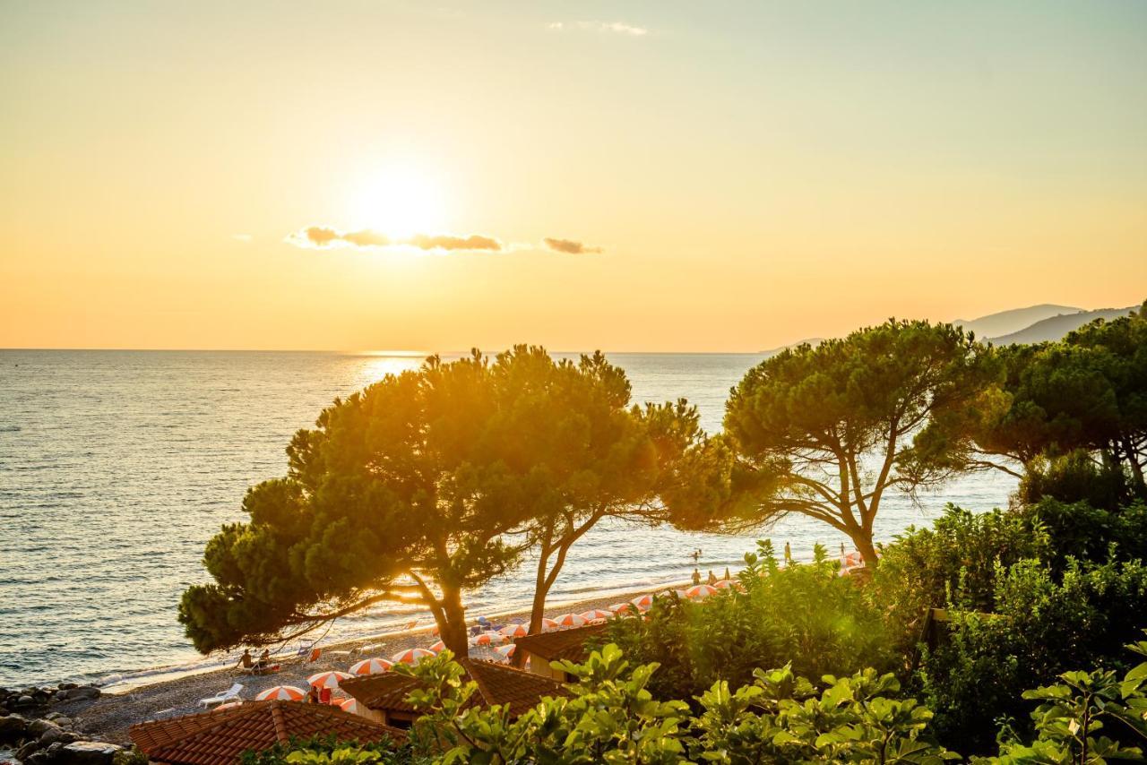 Lido Paradiso Resort Pisciotta Exterior photo